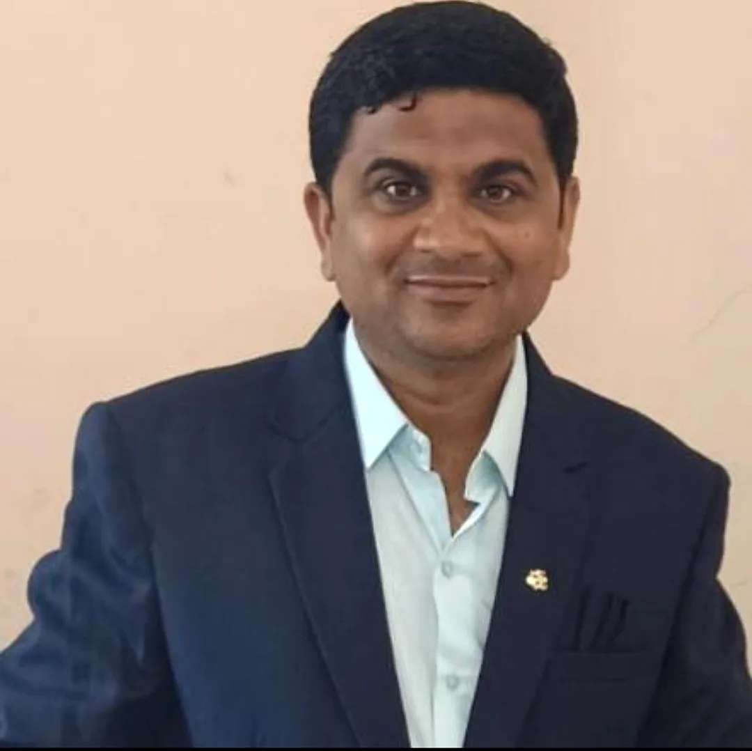 Aastha Insurance and Investment advisor portrait